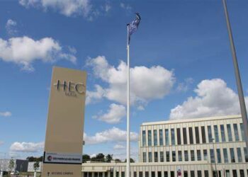 Guide intégrer HEC Paris par les concours AST